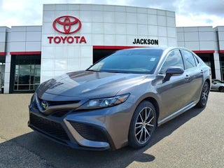 2023 Toyota Camry SE Auto
