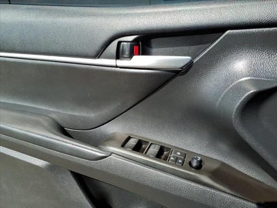 2023 Toyota Camry SE Auto