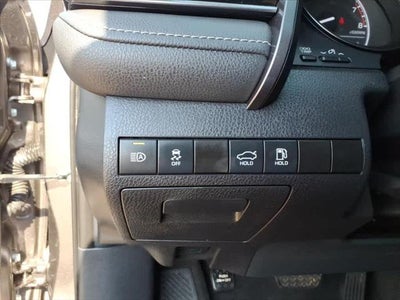 2023 Toyota Camry SE Auto