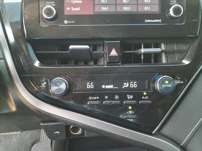 2023 Toyota Camry SE Auto