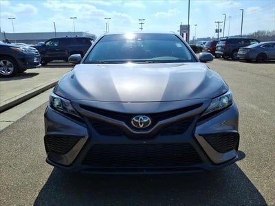 2023 Toyota Camry SE Auto