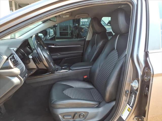 2023 Toyota Camry SE Auto