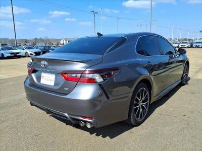 2023 Toyota Camry SE Auto