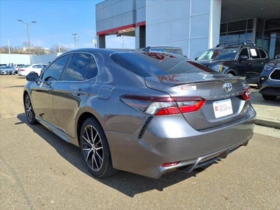 2023 Toyota Camry SE Auto