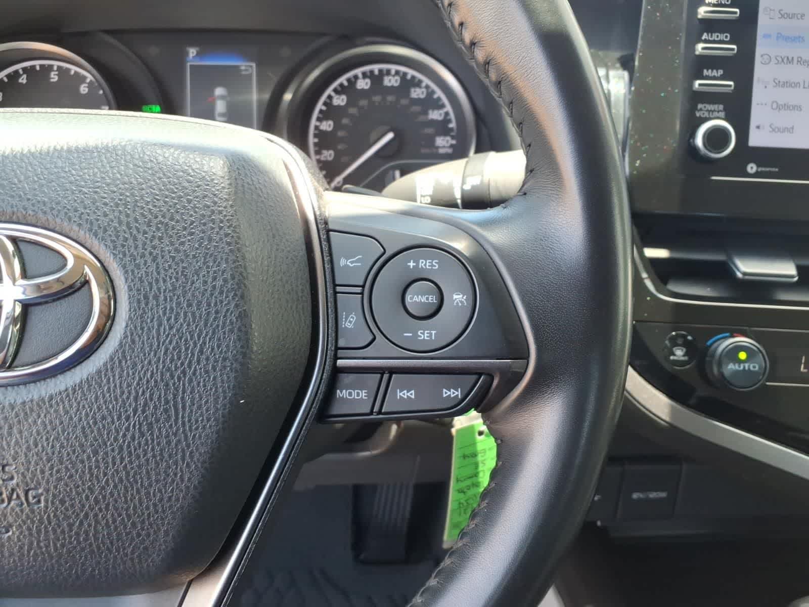 2024 Toyota Camry SE Auto