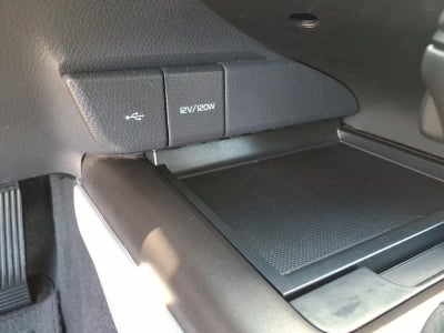 2024 Toyota Camry SE Auto