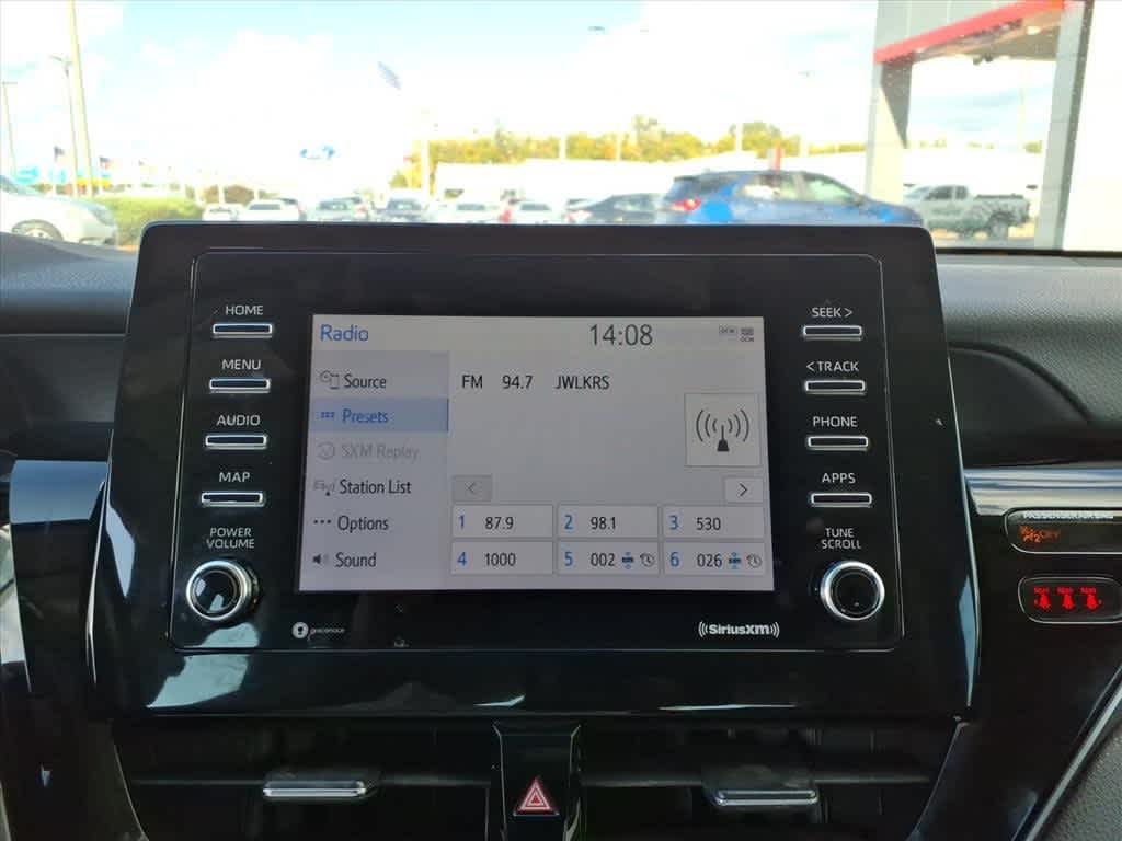 2021 Toyota Camry SE Auto