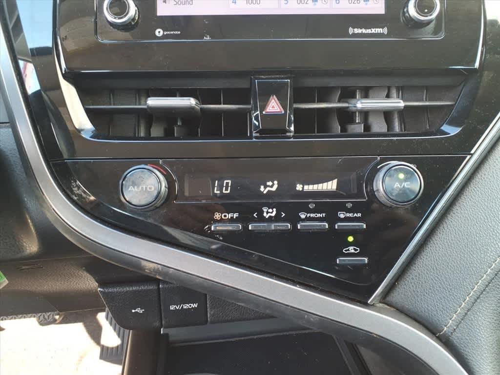 2021 Toyota Camry SE Auto