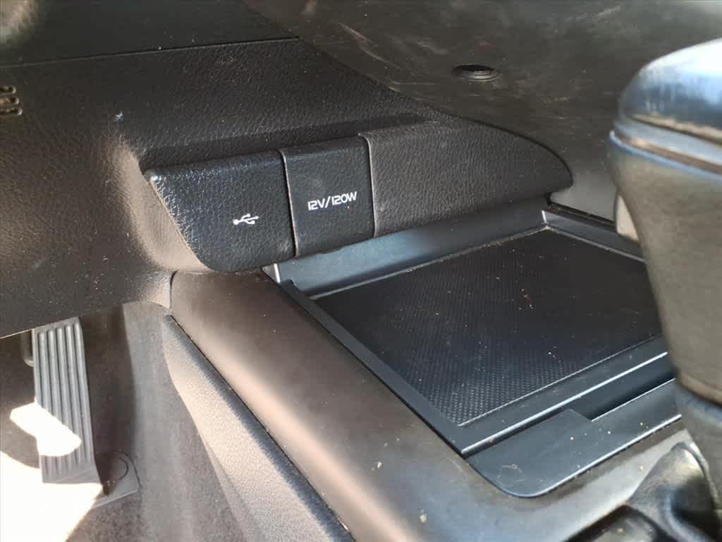 2021 Toyota Camry SE Auto