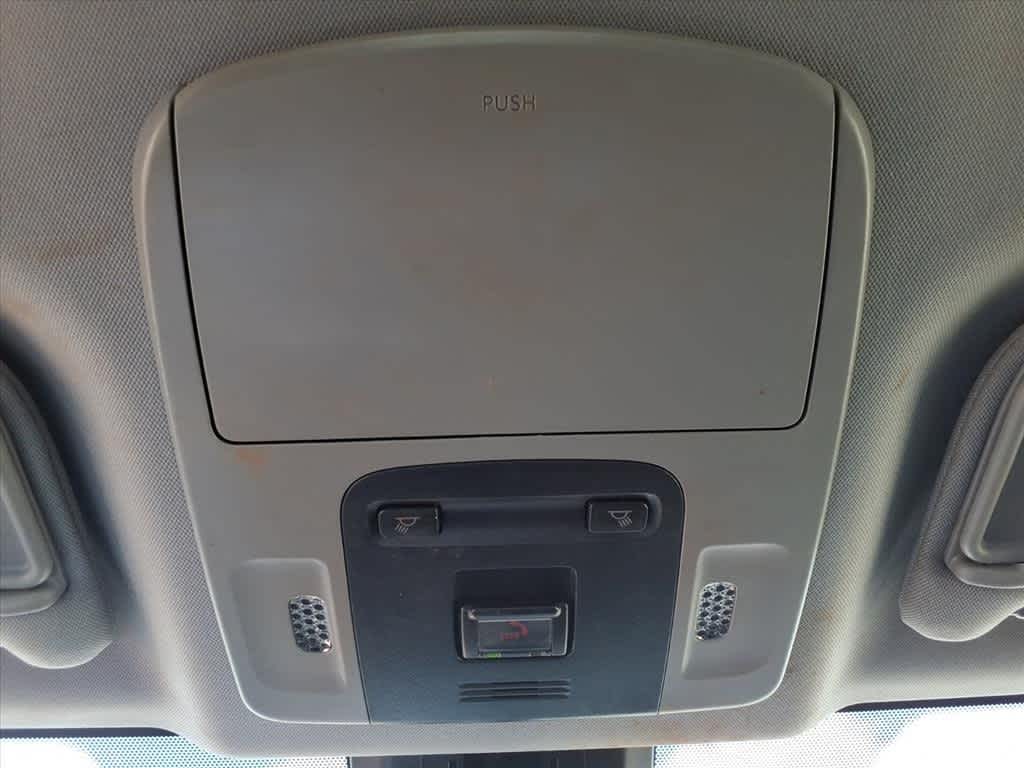 2021 Toyota Camry SE Auto