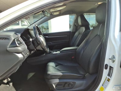 2021 Toyota Camry SE Auto