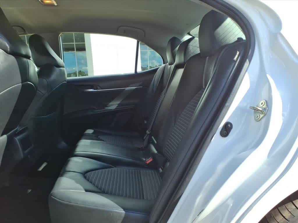 2021 Toyota Camry SE Auto