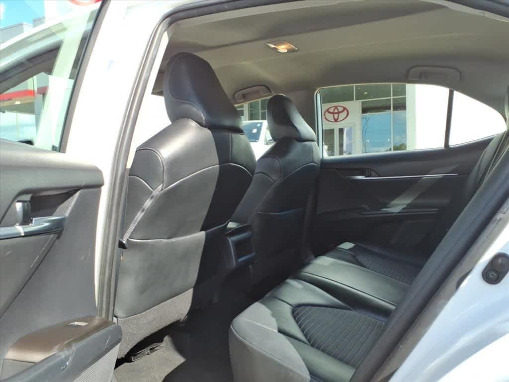 2021 Toyota Camry SE Auto