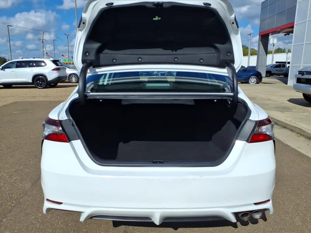 2021 Toyota Camry SE Auto