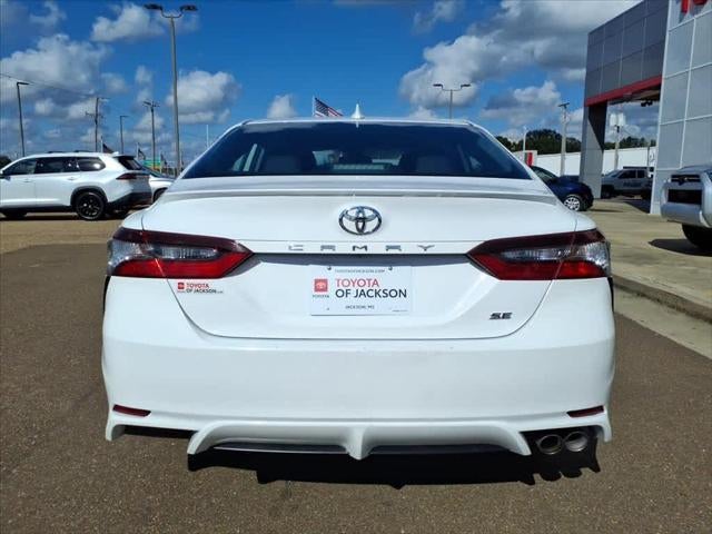 2021 Toyota Camry SE Auto