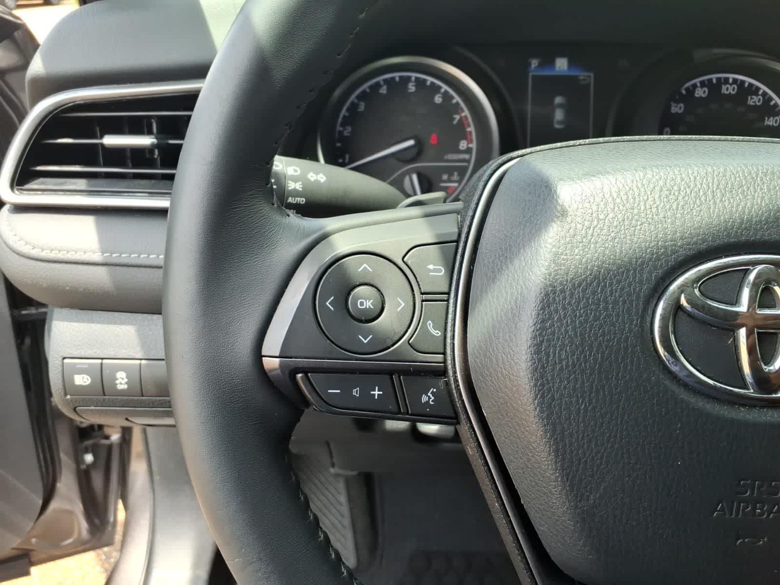 2024 Toyota Camry SE Auto