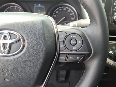 2024 Toyota Camry SE Auto