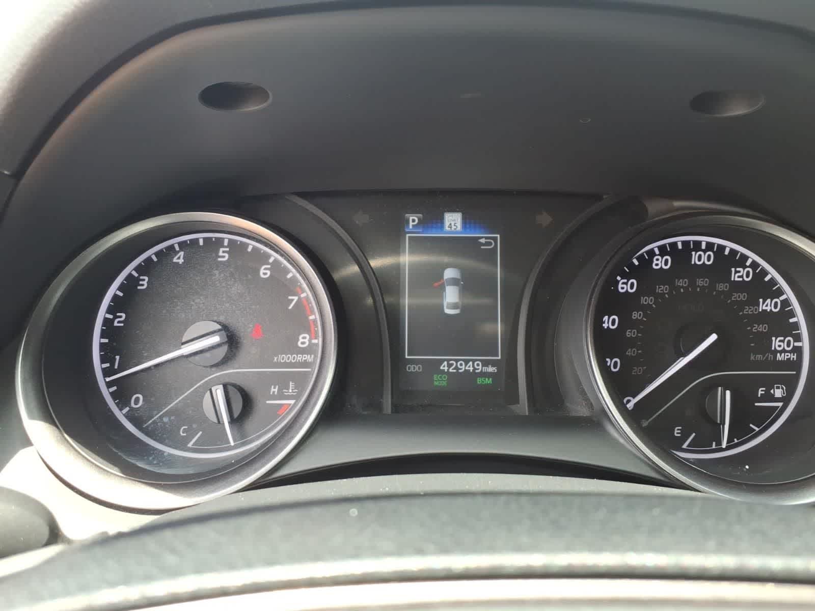 2024 Toyota Camry SE Auto