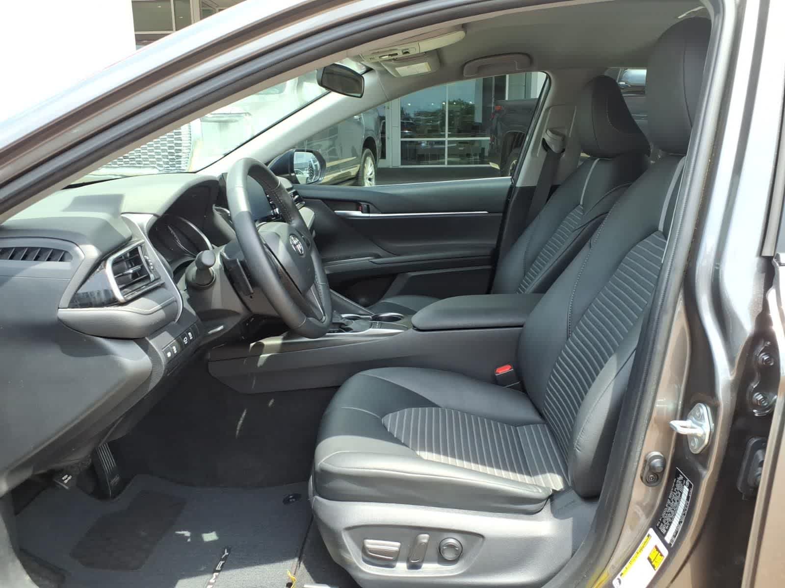 2024 Toyota Camry SE Auto