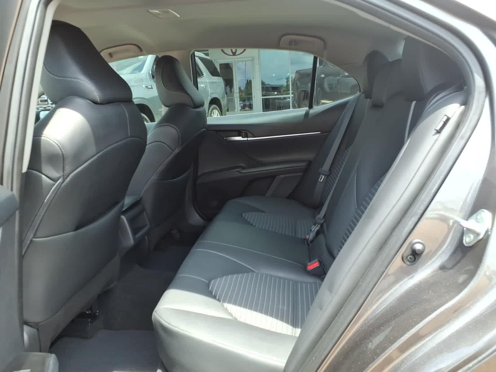 2024 Toyota Camry SE Auto