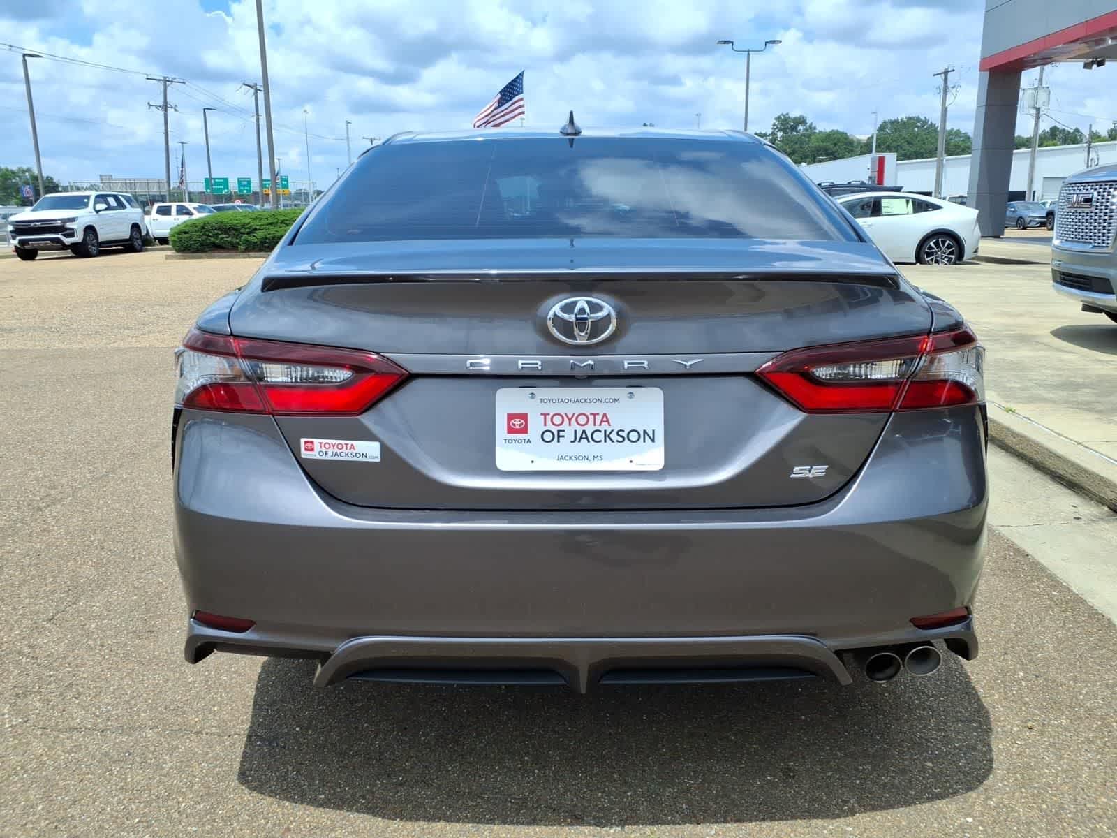 2024 Toyota Camry SE Auto