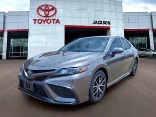 2024 Toyota Camry SE Auto