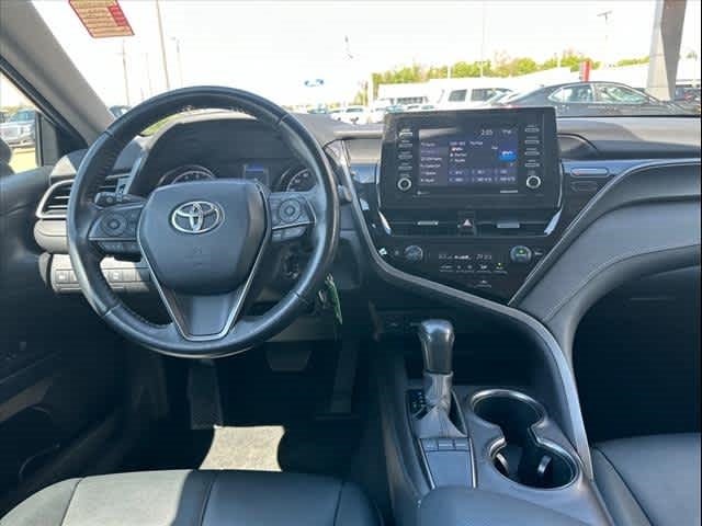 2022 Toyota Camry SE Auto