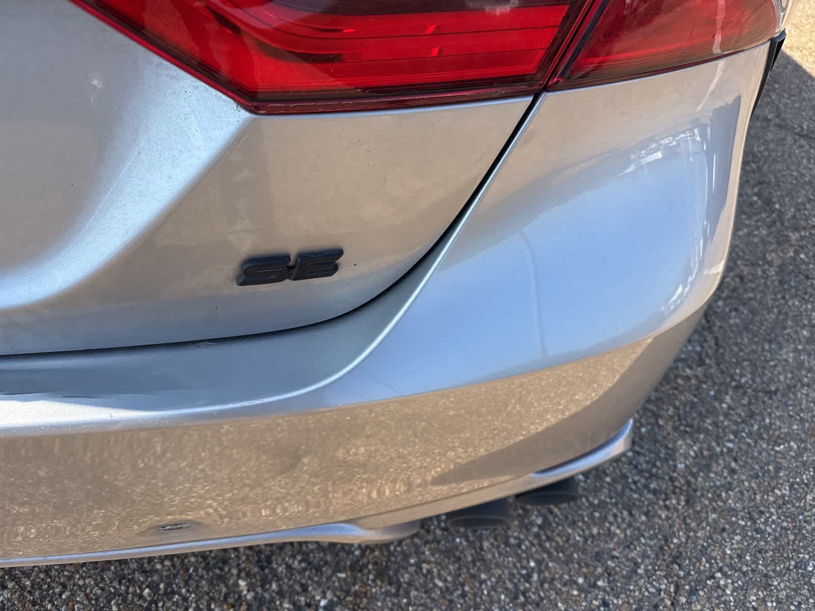 2023 Toyota Camry SE Auto