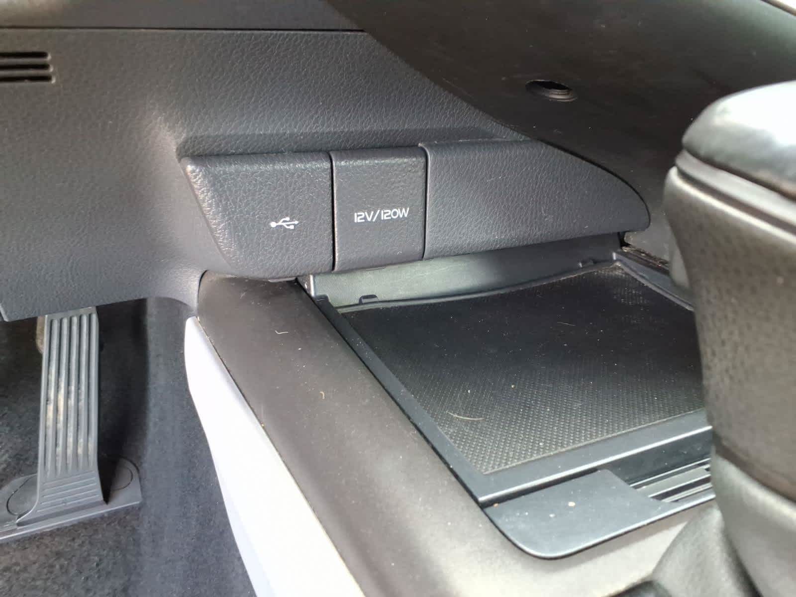 2022 Toyota Camry SE Auto