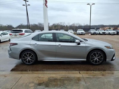 2024 Toyota Camry SE Auto AWD