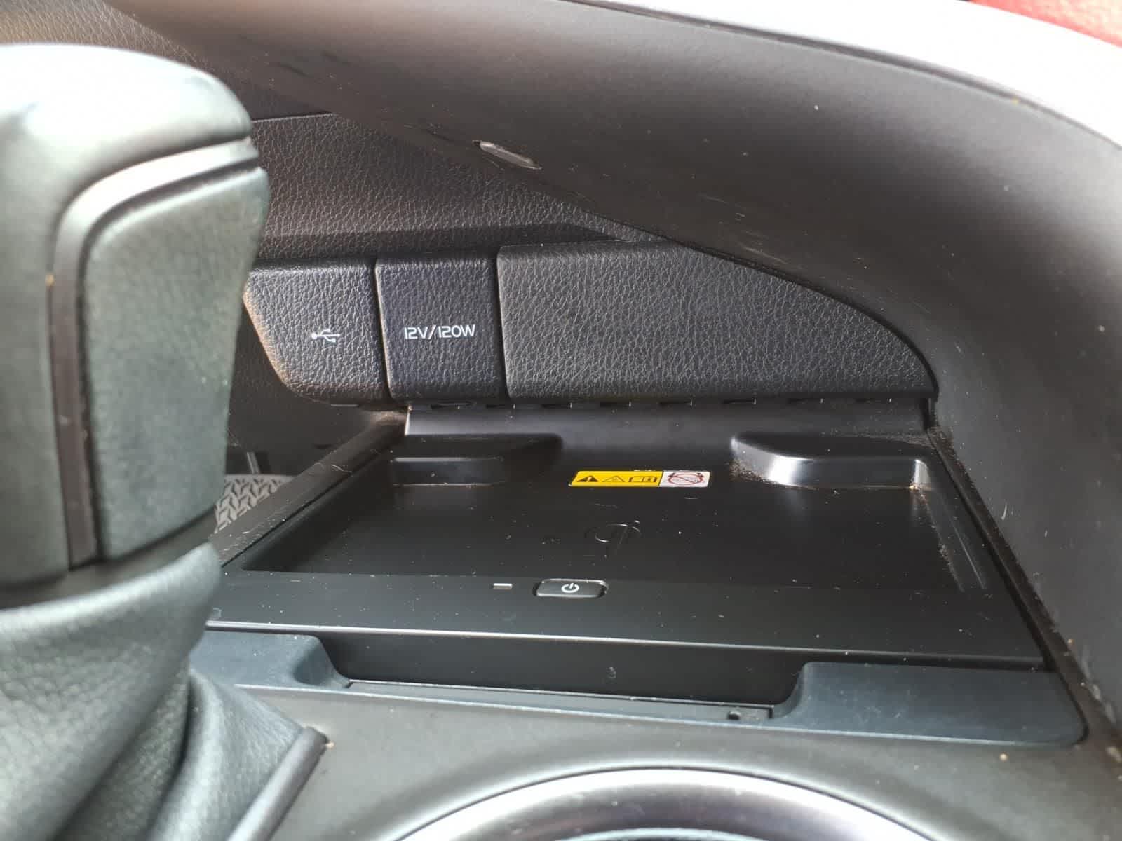 2023 Toyota Camry XSE Auto