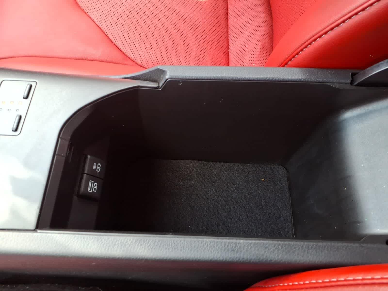 2023 Toyota Camry XSE Auto