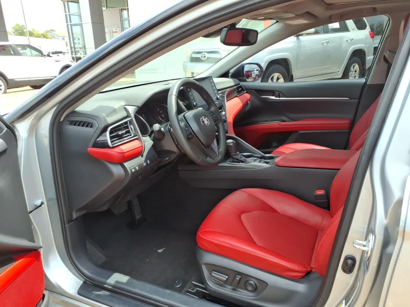 2023 Toyota Camry XSE Auto