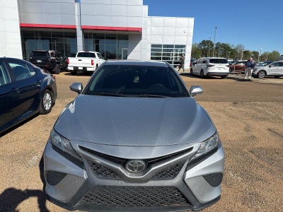2020 Toyota Camry SE Auto