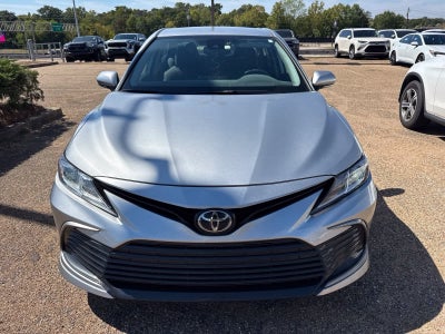 2024 Toyota Camry LE Auto