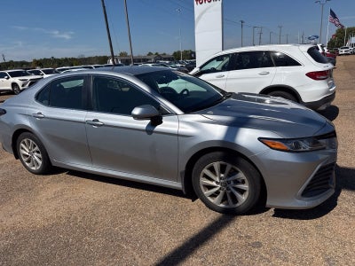 2024 Toyota Camry LE Auto