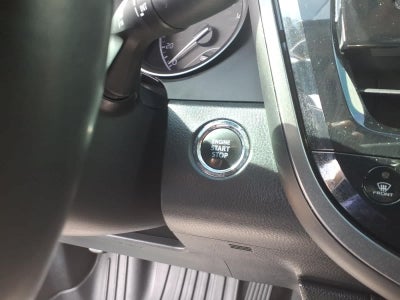 2022 Toyota Camry SE Auto