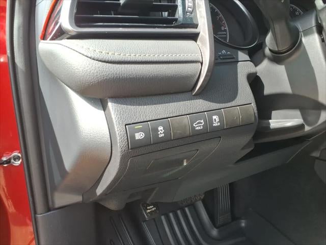 2022 Toyota Camry SE Auto