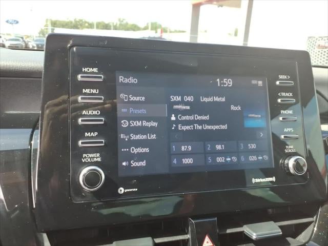 2022 Toyota Camry SE Auto