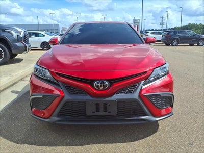 2022 Toyota Camry SE Auto