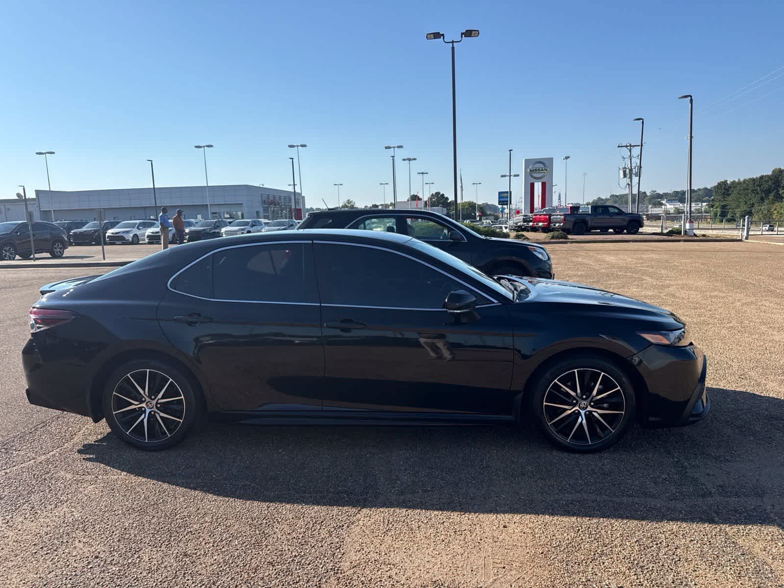 2024 Toyota Camry SE Auto