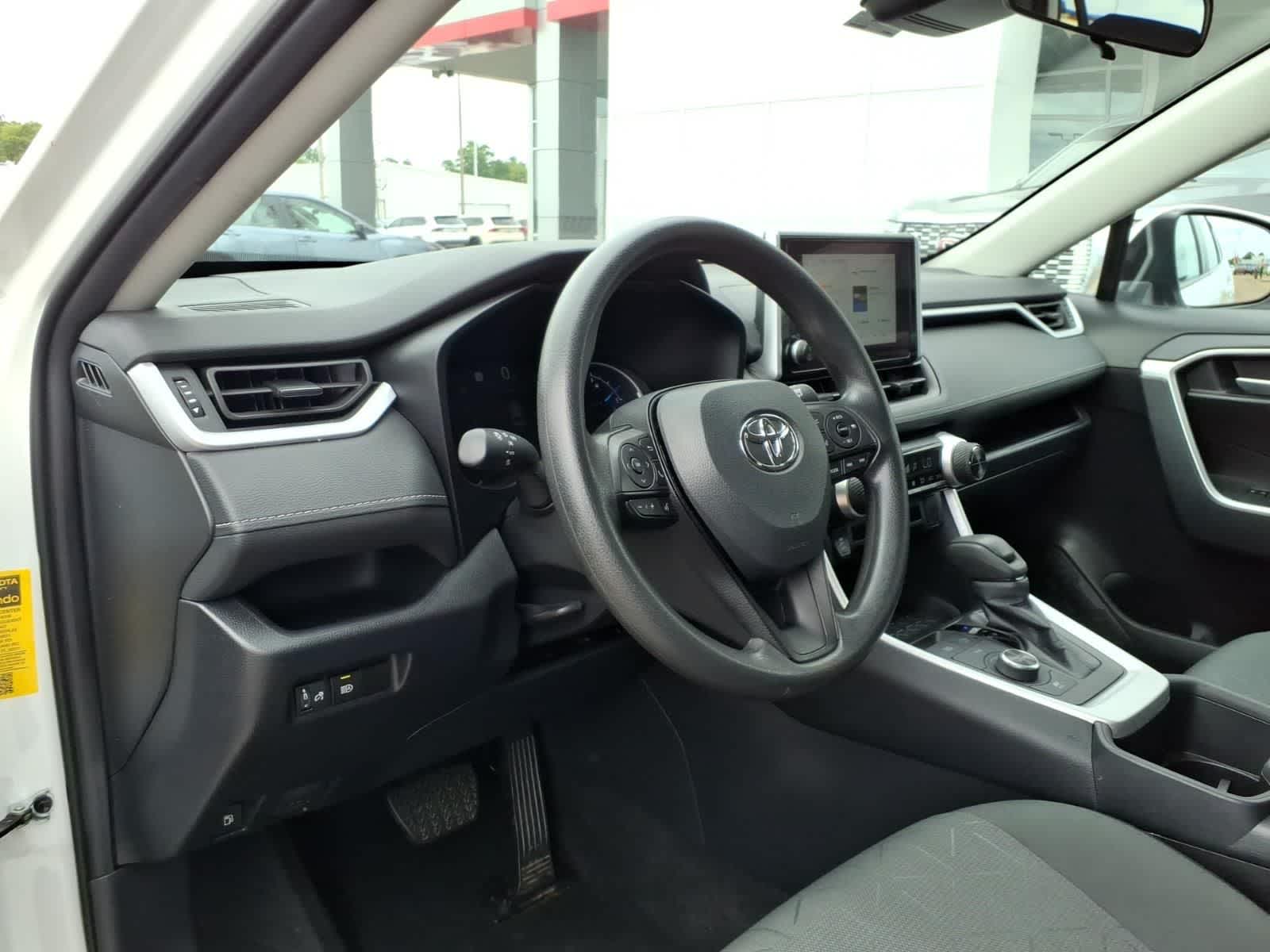 2024 Toyota RAV4 Hybrid XLE AWD