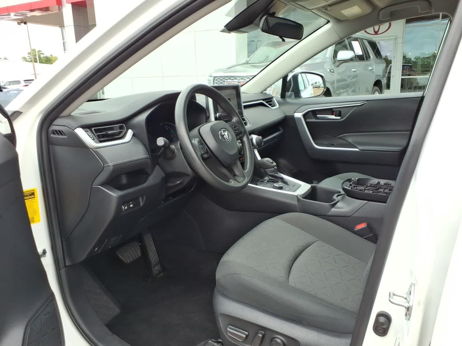 2024 Toyota RAV4 Hybrid XLE AWD