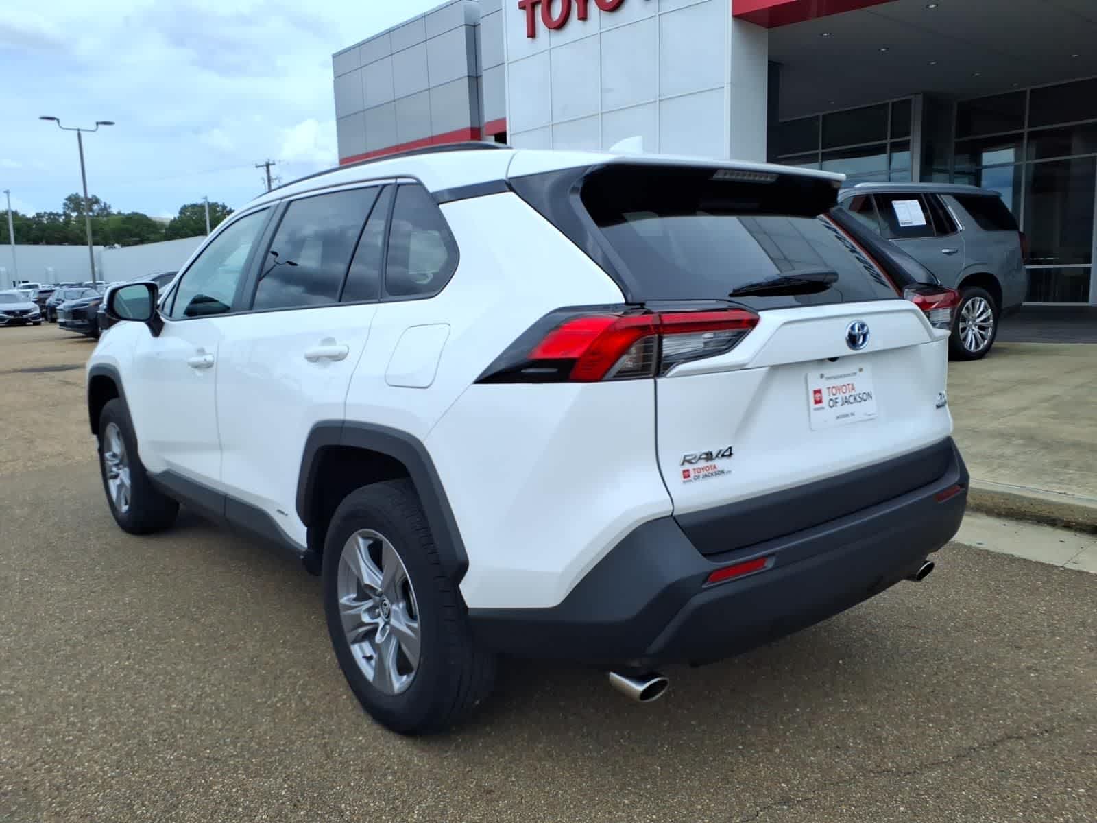 2024 Toyota RAV4 Hybrid XLE AWD