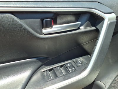 2025 Toyota RAV4 Hybrid XLE AWD