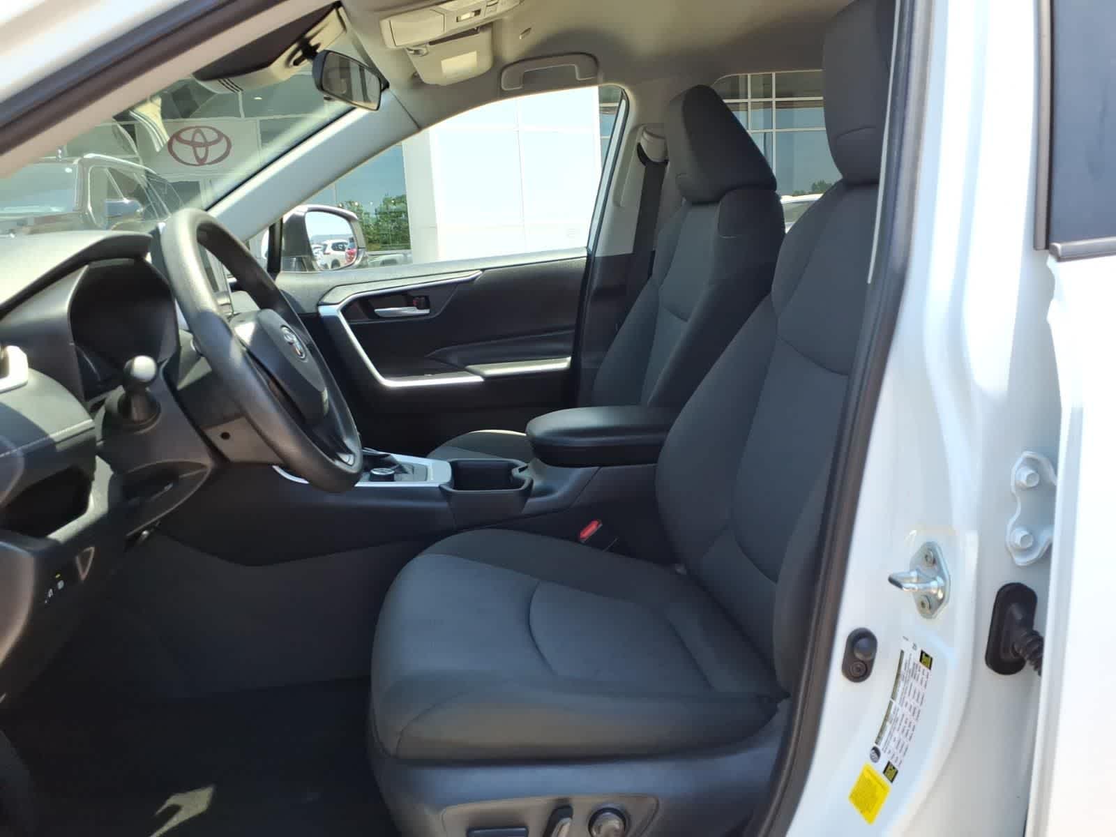 2025 Toyota RAV4 Hybrid XLE AWD