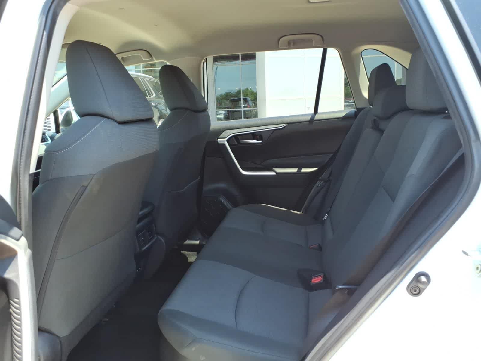 2025 Toyota RAV4 Hybrid XLE AWD