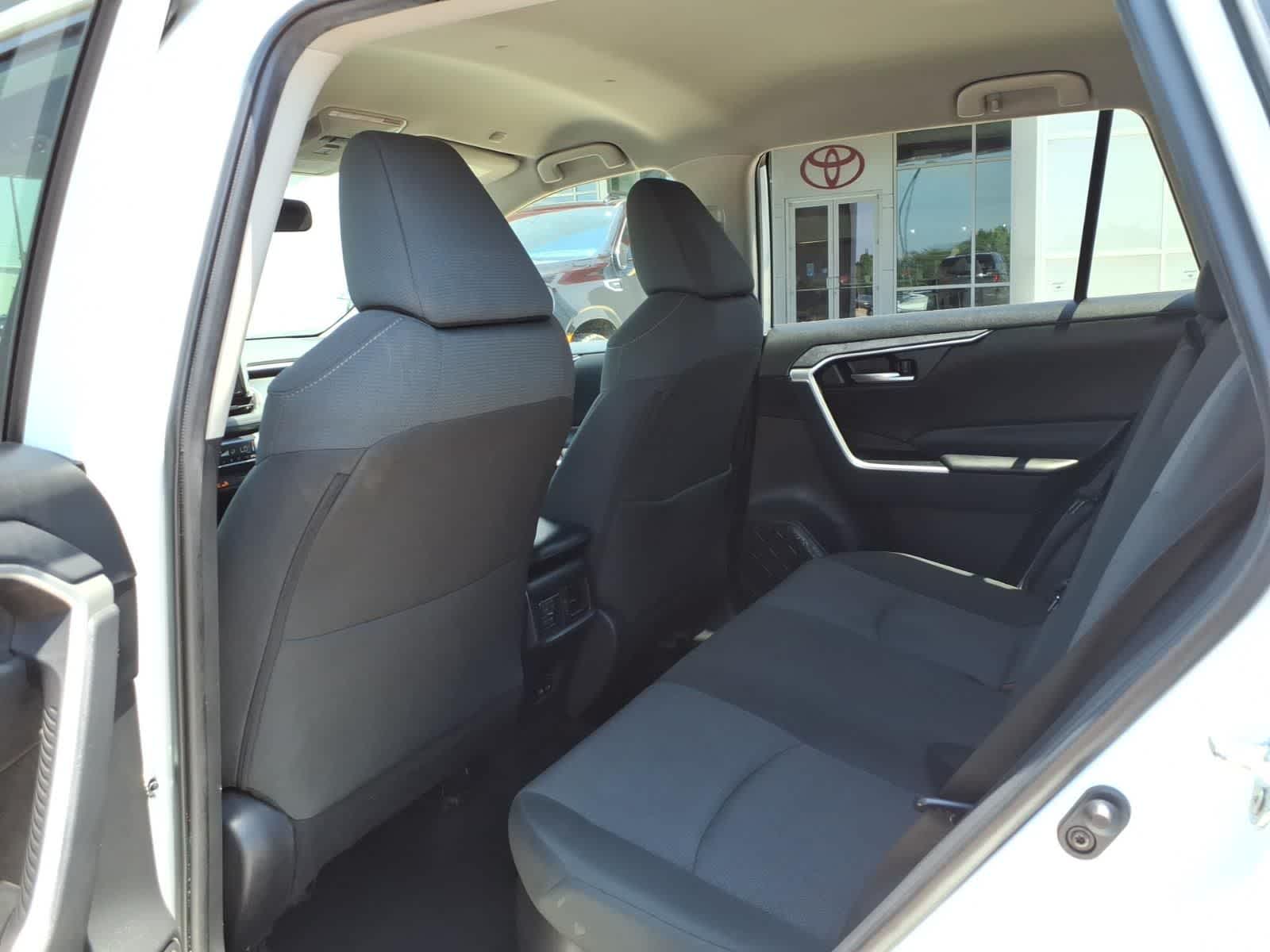 2025 Toyota RAV4 Hybrid XLE AWD
