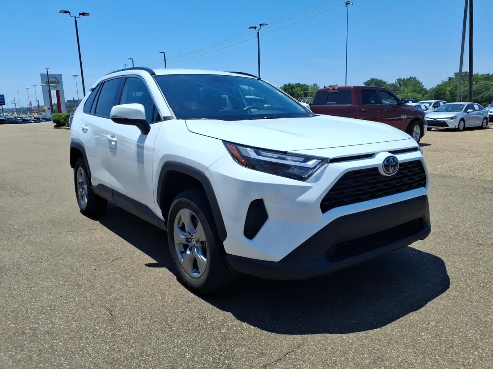2025 Toyota RAV4 Hybrid XLE AWD