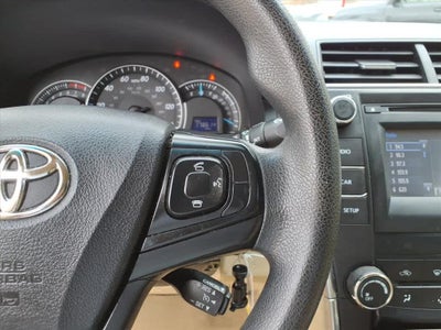 2015 Toyota Camry 4dr Sdn I4 Auto LE
